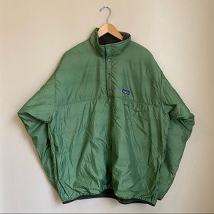 NWT Rare Patagonia reversible snap tee